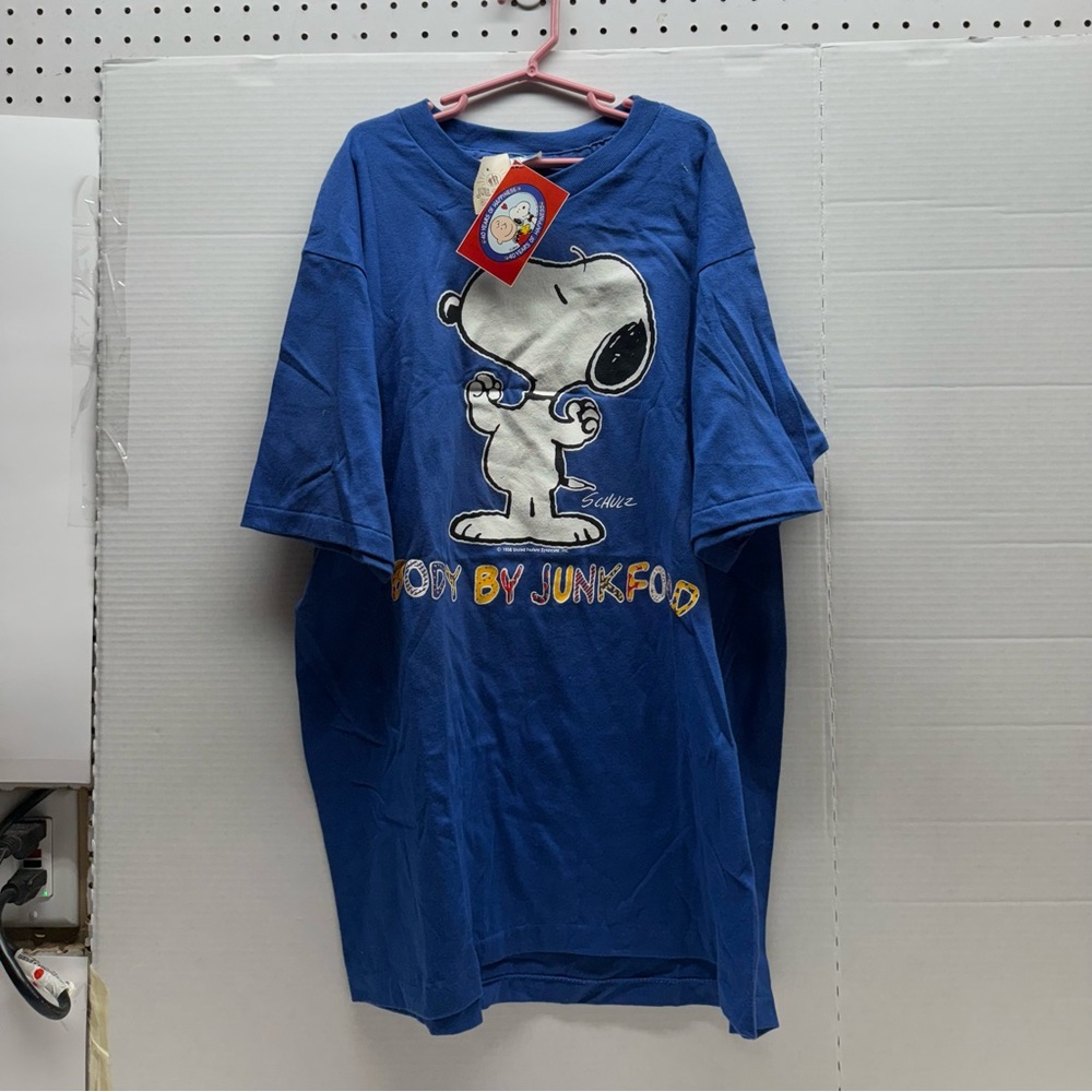 Vintage Snoopy Deadstock NWT Graphic T-Shirt